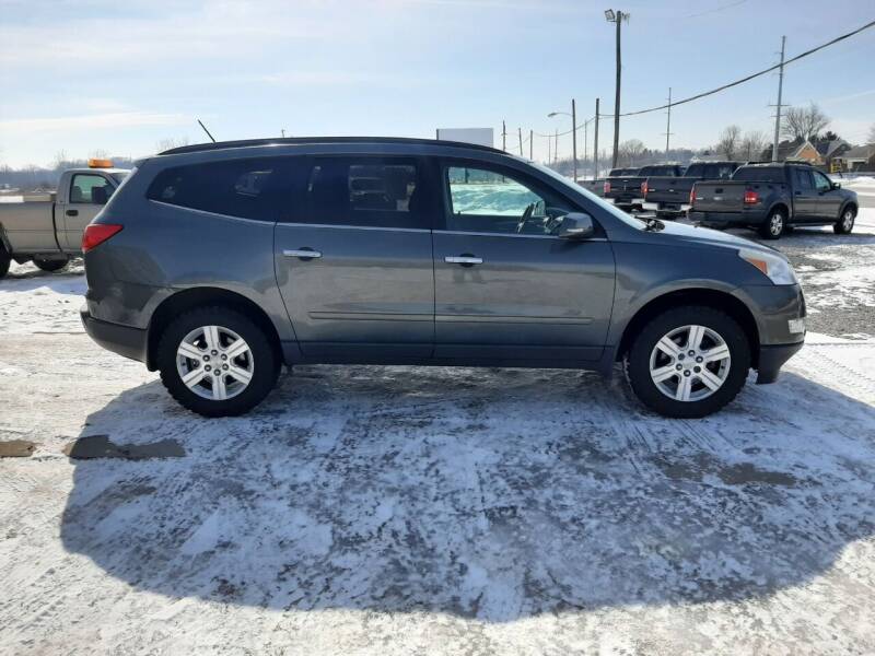 2011 Chevrolet Traverse for sale at Swihart Motors in Lapaz IN
