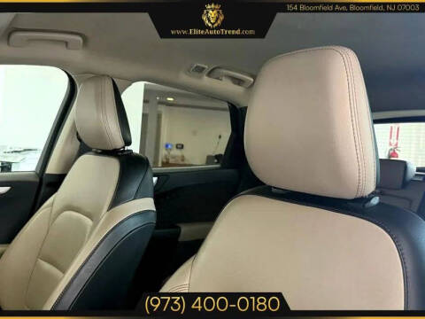 2020 Ford Escape SEL