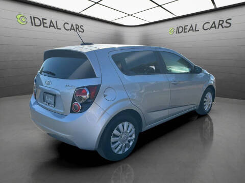 2016 Chevrolet Sonic LS Auto