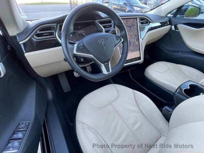 2013 Tesla Model S Performance