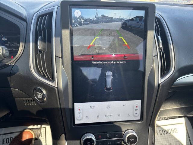 2022 Ford Edge SEL