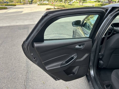 2016 Ford Focus SE