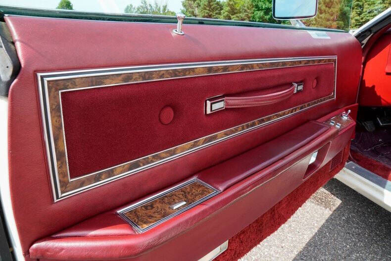 1976 Ford Thunderbird