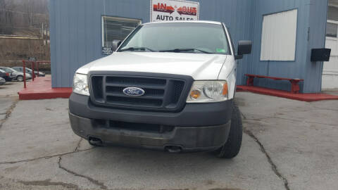 2005 Ford F-150 for sale at In & Out Used Auto Sales in Bluefield WV