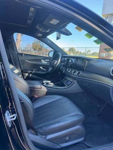 2019 Mercedes-Benz E-Class E 300