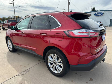 2024 Ford Edge Titanium