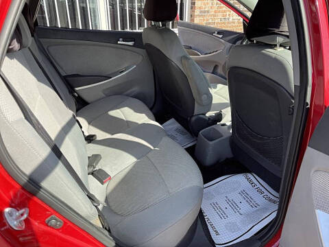 2013 Hyundai Accent GS