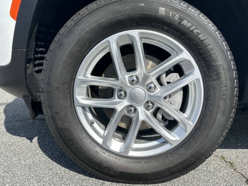 2025 Jeep Grand Cherokee Laredo X