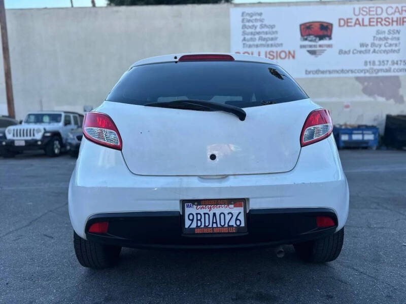 2013 Mazda MAZDA2 Touring