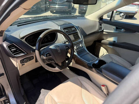 2017 Lincoln MKX Select
