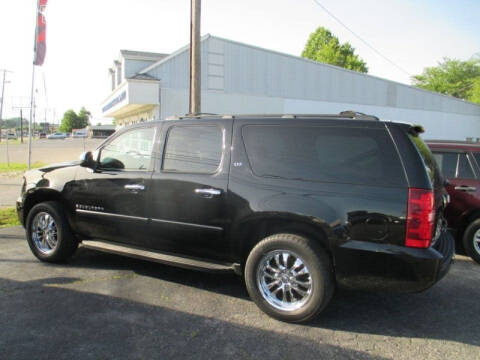 2007 Chevrolet Suburban for sale at Carl's Auto Sales in London KY