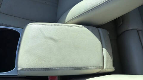 2011 Cadillac SRX Luxury Collection