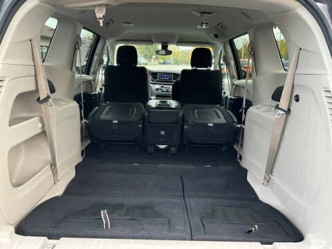 2017 Chrysler Pacifica LX