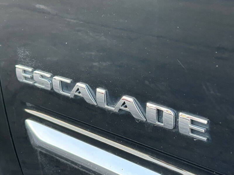 2014 Cadillac Escalade Luxury