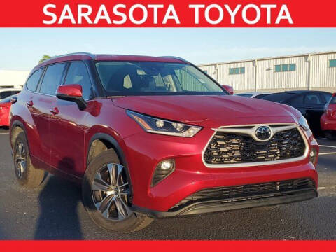 2021 Toyota Highlander for sale at Sarasota Toyota in Sarasota FL