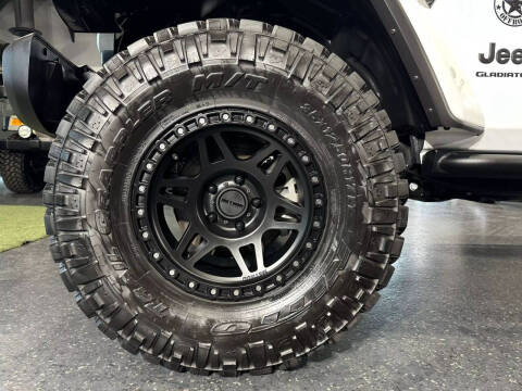 2024 Jeep Gladiator Willys