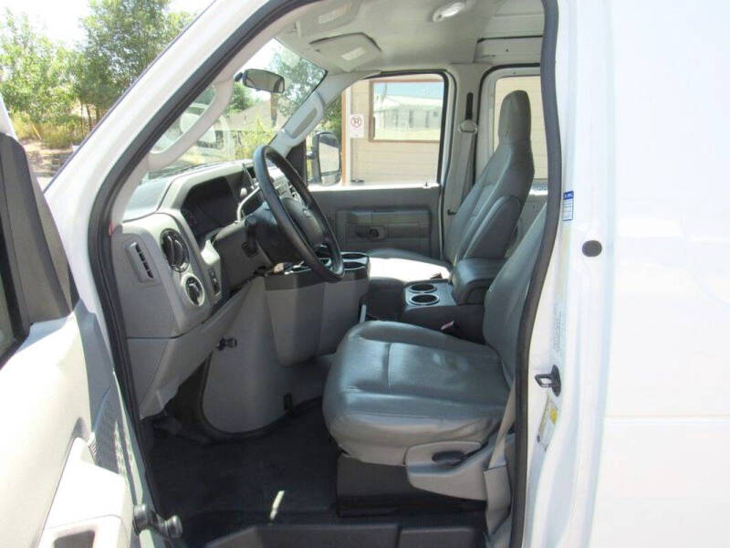 2011 Ford E-Series E-250
