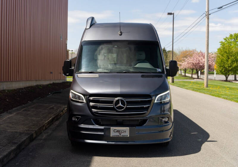 2022 Mercedes-Benz Sprinter Cargo Van Base photo 9