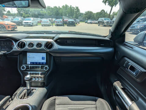 2022 Ford Mustang Mach 1