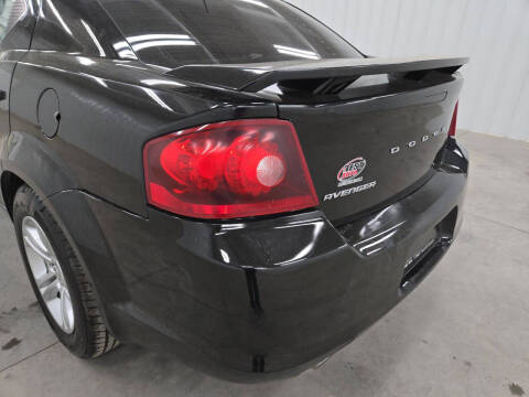 2012 Dodge Avenger SE V6