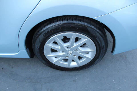 2012 Toyota Prius v Three