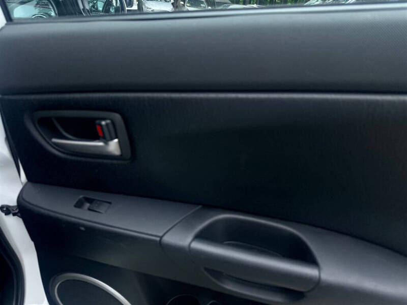 2004 Mazda MAZDA3 s