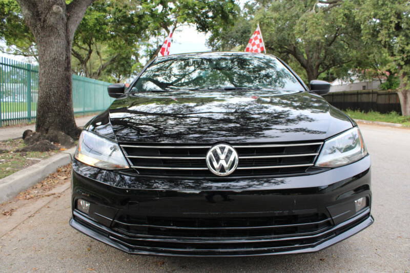 2016 Volkswagen Jetta for sale at Miami Autos in Miami FL