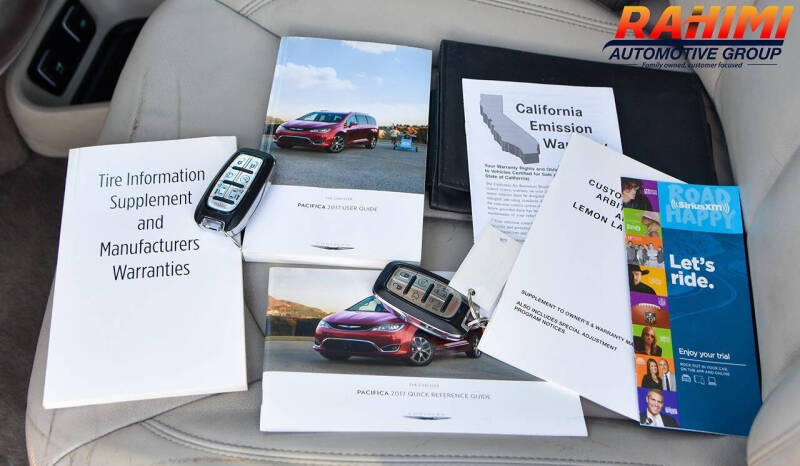 2017 Chrysler Pacifica Touring-L