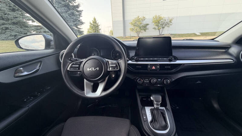 2024 Kia Forte LX