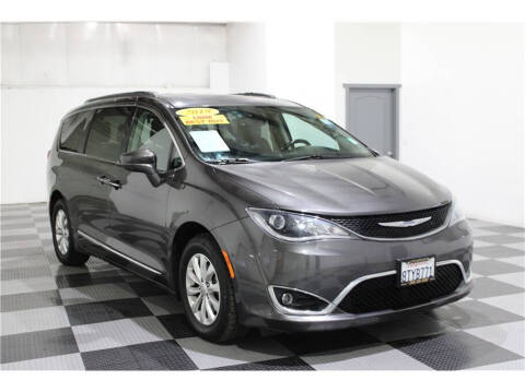 2019 Chrysler Pacifica Touring L