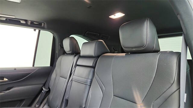 2024 Lexus LX 600 Luxury