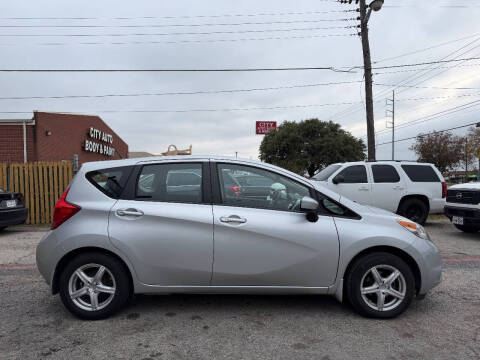 2016 Nissan Versa Note SV