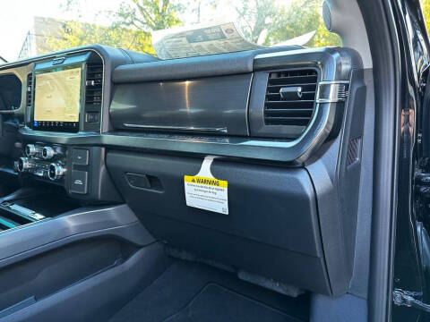 2025 Ford F-350 Super Duty Lariat