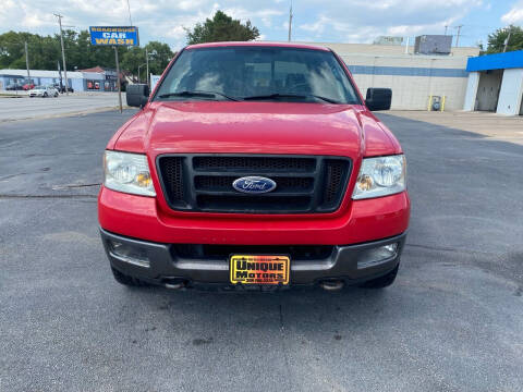 2004 Ford F-150 for sale at Unique Motors in Rock Island IL