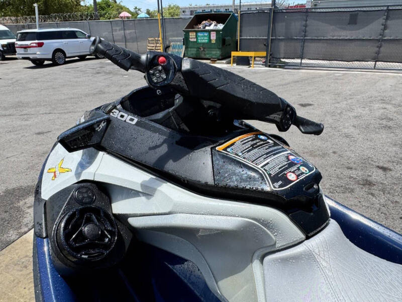 2023 Bombardier 14pc