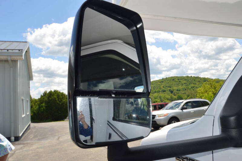2020 SUNSEEKER BY FORESTER RIVER M 3010DS FORD E450