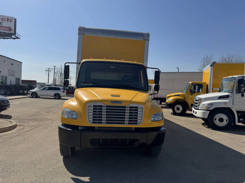 2019 Freightliner M2 106