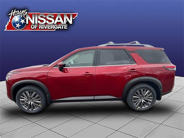 2025 Nissan Pathfinder SL