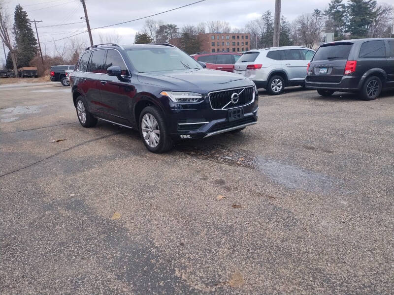 2016 Volvo XC90 Momentum photo 27