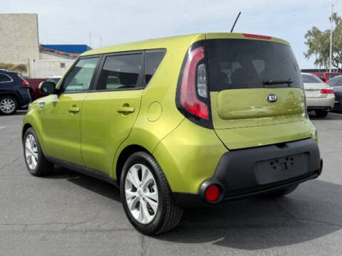 2015 Kia Soul +