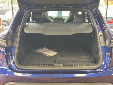 2024 Porsche Macan 4 Electric