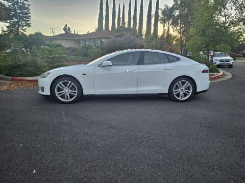 2015 Tesla Model S 85