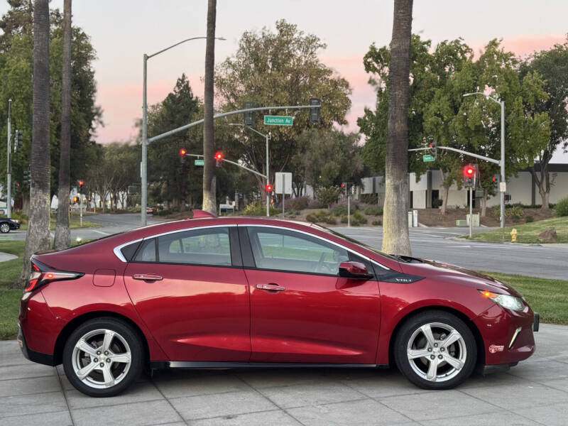 2018 Chevrolet Volt LT