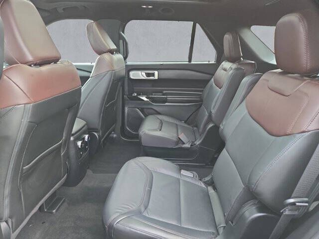 2023 Ford Explorer Platinum