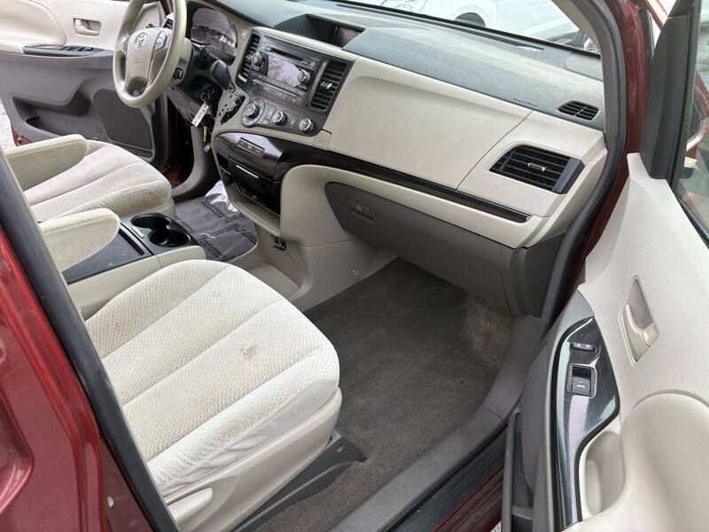 2011 Toyota Sienna