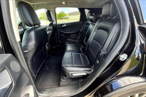 2021 Ford Escape Titanium