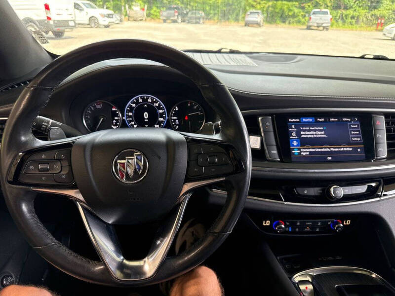 2022 Buick Enclave Avenir