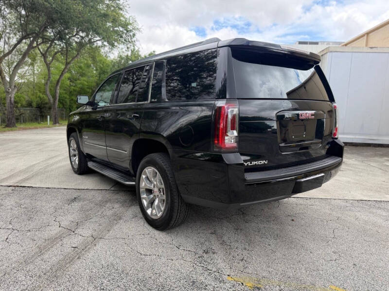 2017 GMC Yukon SLE