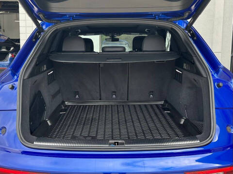 2022 Audi SQ5 3.0T quattro Premium Plus