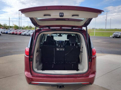2018 Chrysler Pacifica Touring L Plus